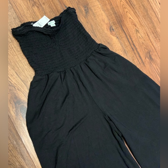 NEW* Aerie Strapless Smocked Wide Leg Jumpsuit - Picture 5 of 6